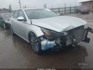 NISSAN NISSAN ALTIMA SV FWD