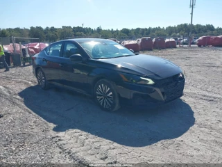 NISSAN NISSAN ALTIMA SV FWD