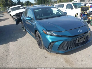TOYOTA TOYOTA CAMRY SE