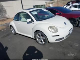 VOLKSWAGEN VOLKSWAGEN NEW BEETLE BLACK TIE EDITION/TRIPLE WHITE