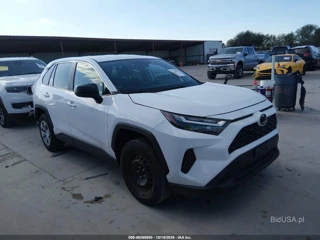 TOYOTA TOYOTA RAV4 LE