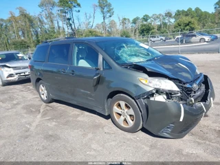 TOYOTA TOYOTA SIENNA LE 8 PASSENGER