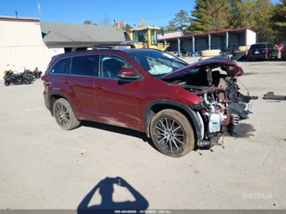 TOYOTA TOYOTA HIGHLANDER SE