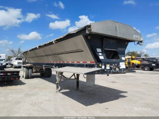 TRAIL KING TRAIL KING LIVE BOTTOM SEMI TRAILER