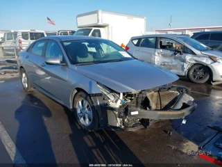 HYUNDAI HYUNDAI ELANTRA SE