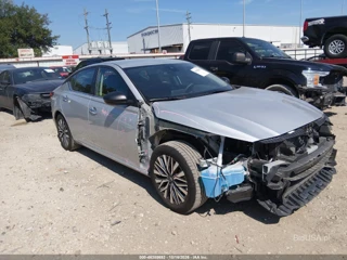 NISSAN NISSAN ALTIMA SV FWD