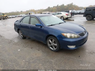 TOYOTA TOYOTA CAMRY SE V6