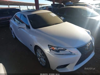 LEXUS LEXUS IS 200T
