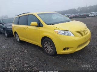 TOYOTA TOYOTA SIENNA XLE 8 PASSENGER