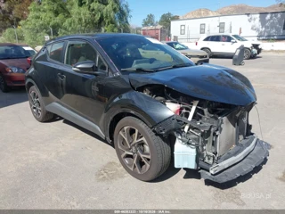 TOYOTA TOYOTA C-HR XLE