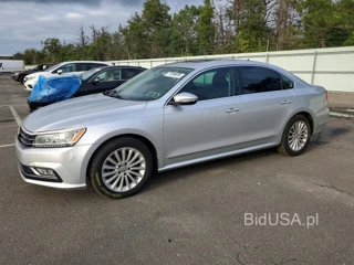 VOLKSWAGEN PASSAT SE