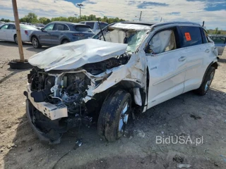 TOYOTA HIGHLANDER HYBRID LIMITED PLATINUM