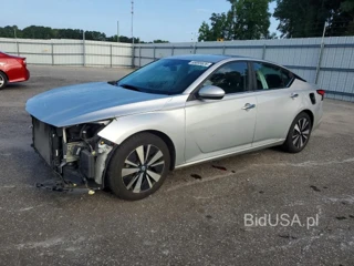 NISSAN ALTIMA SV