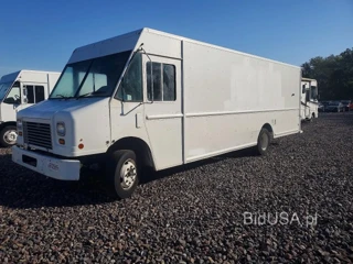 FREIGHTLINER CHASSIS