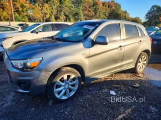 MITSUBISHI OUTLANDER SPORT ES