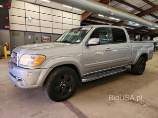 TOYOTA TUNDRA DOUBLE CAB SR5