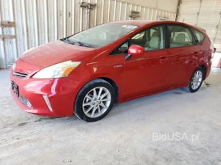 TOYOTA PRIUS V FIVE