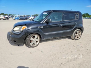 KIA SOUL +