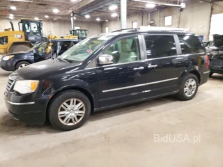 CHRYSLER TOWN & COUNTRY LIMITED