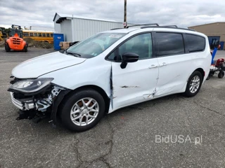 CHRYSLER PACIFICA SELECT