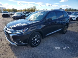MITSUBISHI OUTLANDER SE