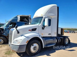 PETERBILT 579