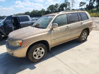 TOYOTA HIGHLANDER BASE