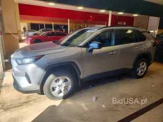 TOYOTA RAV4 LE