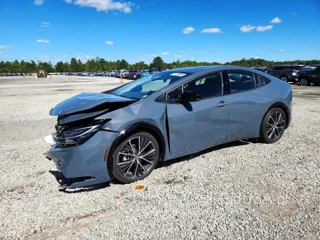 TOYOTA PRIUS XLE
