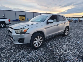 MITSUBISHI OUTLANDER SPORT ES