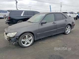 LEXUS IS 300