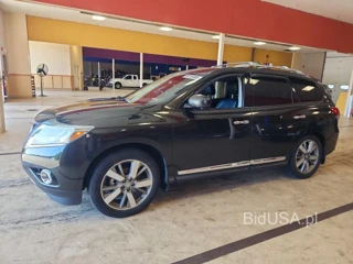 NISSAN PATHFINDER PLATINUM