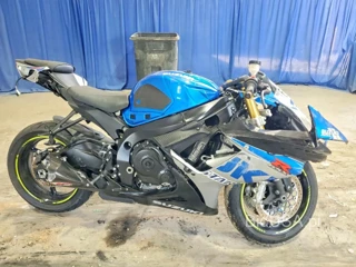 SUZUKI GSX-R750