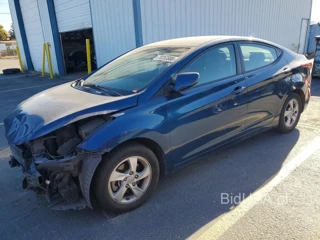 HYUNDAI ELANTRA SE