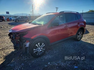 TOYOTA RAV4 LE