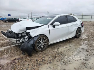 TOYOTA CAMRY SE
