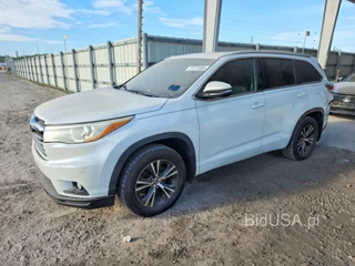 TOYOTA HIGHLANDER XLE