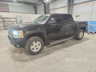 CHEVROLET SILVERADO K1500 LT