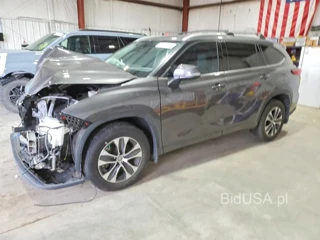 TOYOTA HIGHLANDER XLE