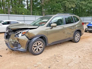 SUBARU FORESTER PREMIUM
