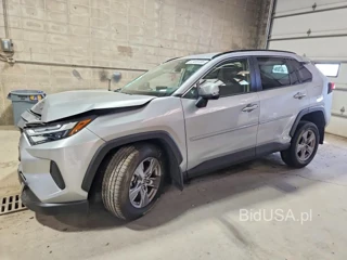 TOYOTA RAV4 HYBRID XLE