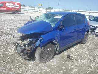 NISSAN VERSA S