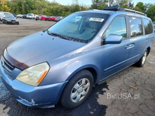 KIA SEDONA BASE