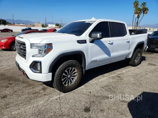 GMC SIERRA K1500 AT4