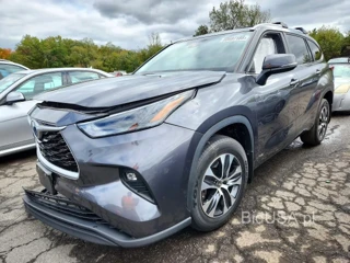 TOYOTA HIGHLANDER HYBRID XLE