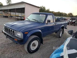 TOYOTA PICKUP RN48