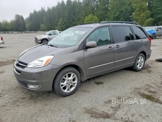 TOYOTA SIENNA XLE LIMITED 7 PASSENGER