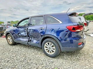 KIA SORENTO LX