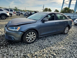 VOLKSWAGEN JETTA SE