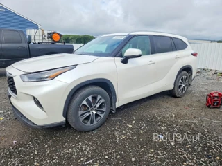 TOYOTA HIGHLANDER XLE